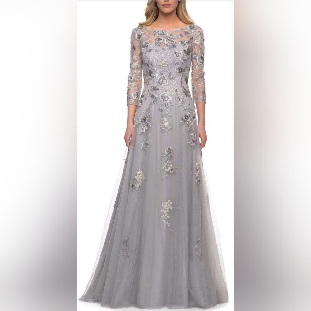 La Femme 29825 Metallic Sequin & Lace A-Line Gown NWOT size 2 Silver